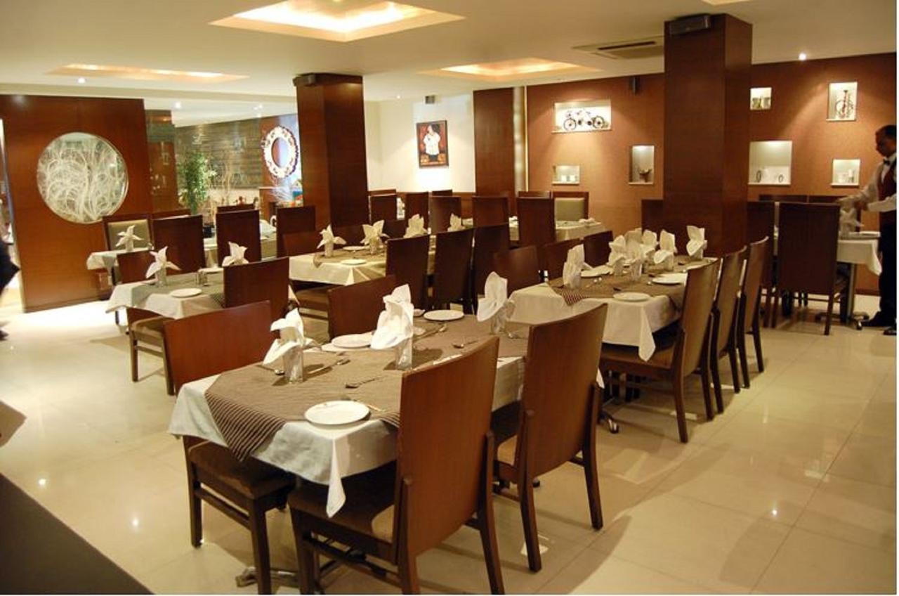 Hotel Amit International Bhilai Exterior photo